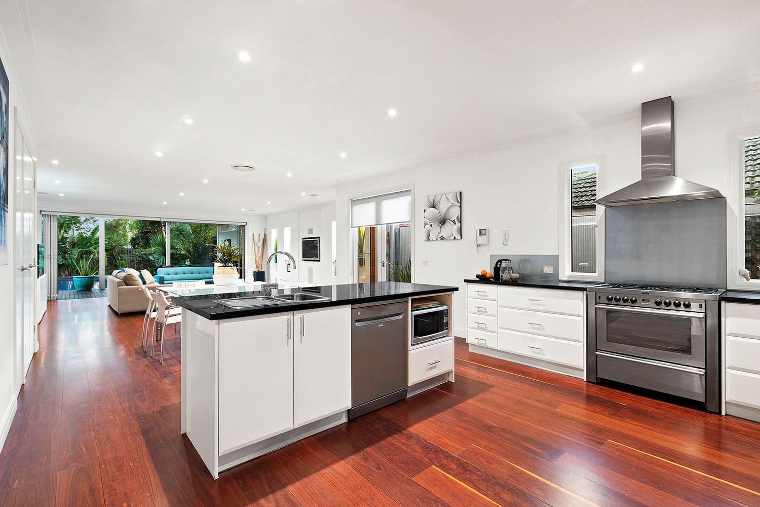 14 Weatherall Road, Cheltenham VIC 3192, Cheltenham - Thumbnail 5