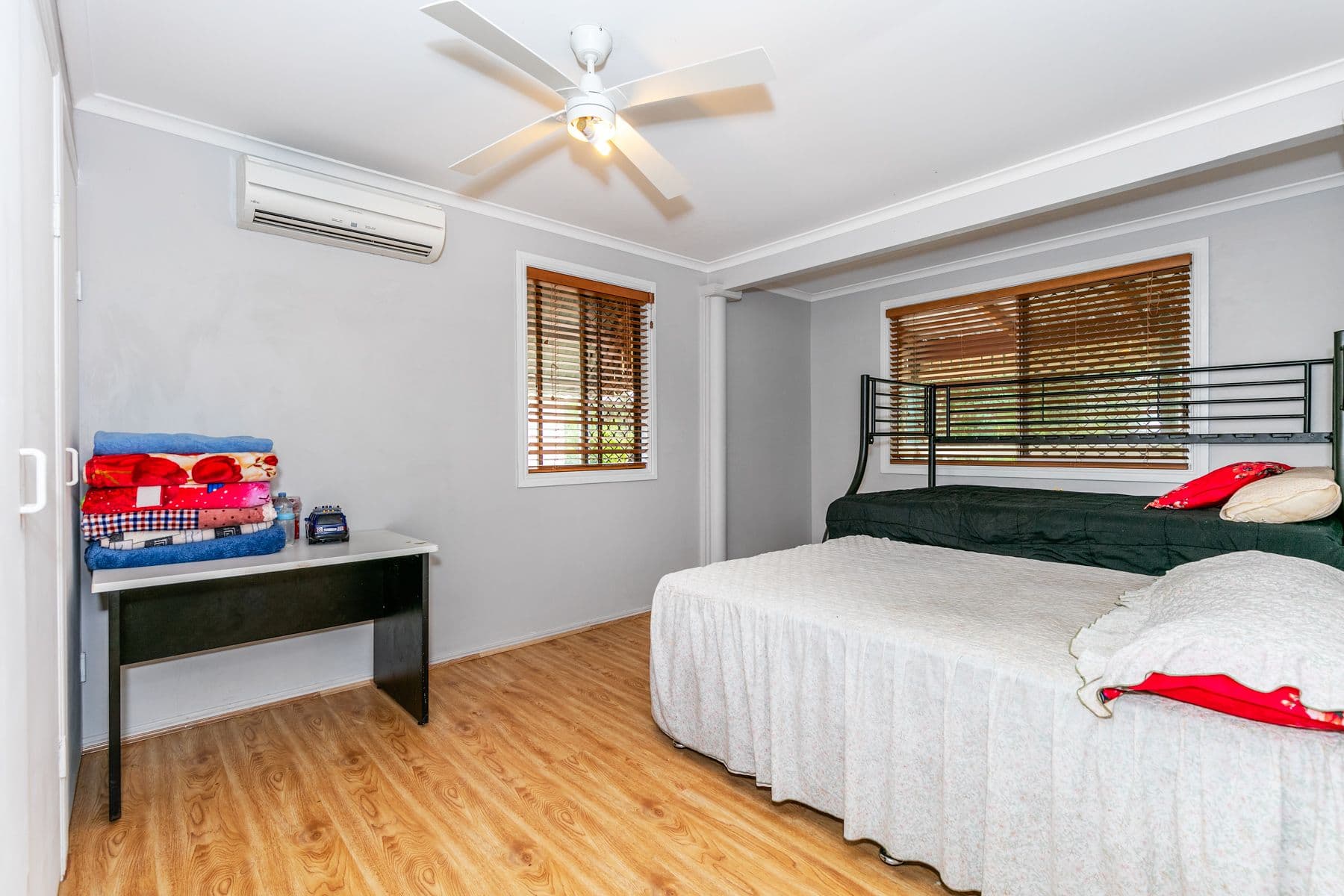 26 Polaris Avenue, Kingston QLD 4114, Kingston - Thumbnail 5