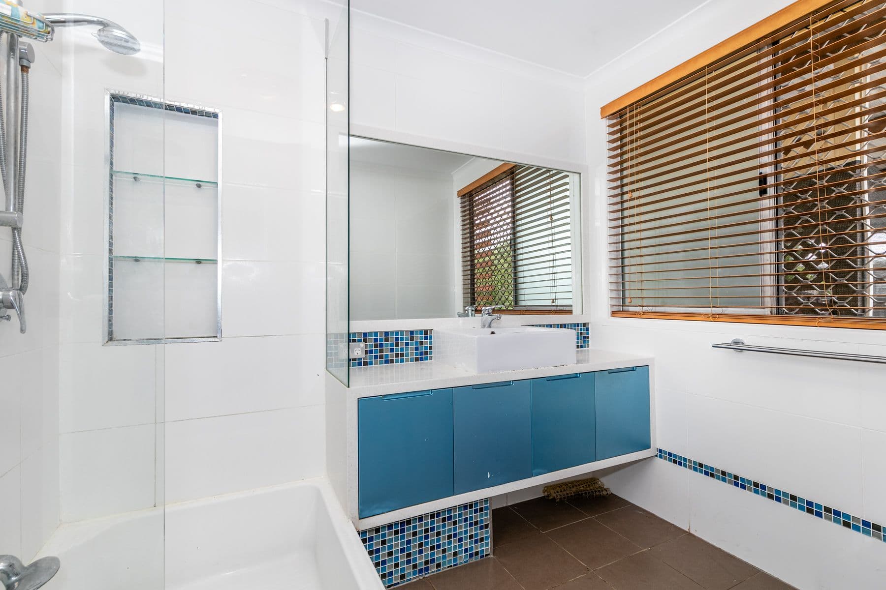 26 Polaris Avenue, Kingston QLD 4114, Kingston - Thumbnail 6