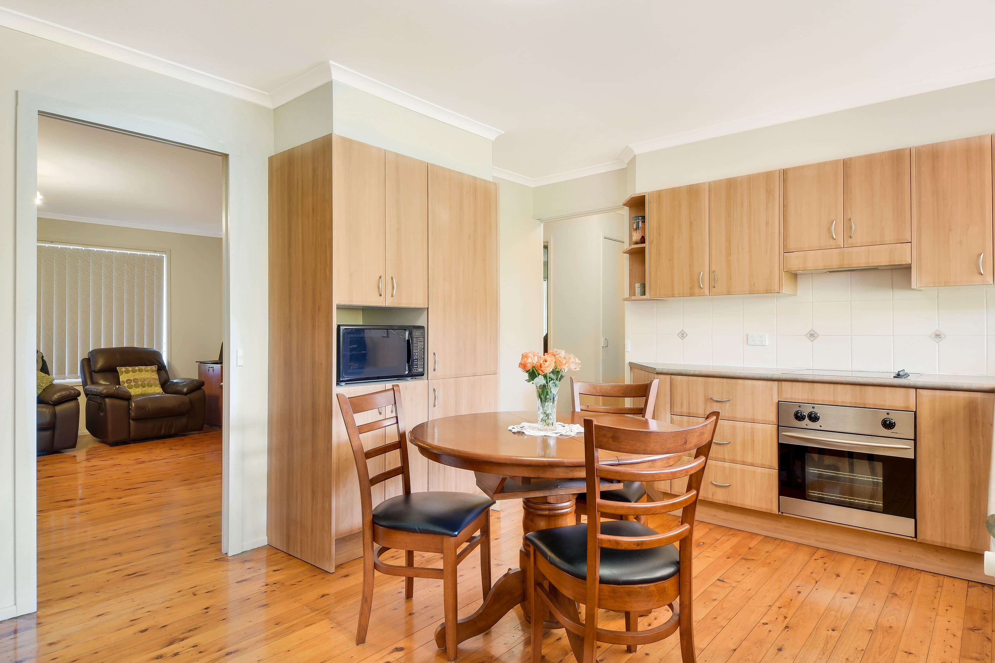54 Georgiana Crescent, Ambarvale - Thumbnail 3