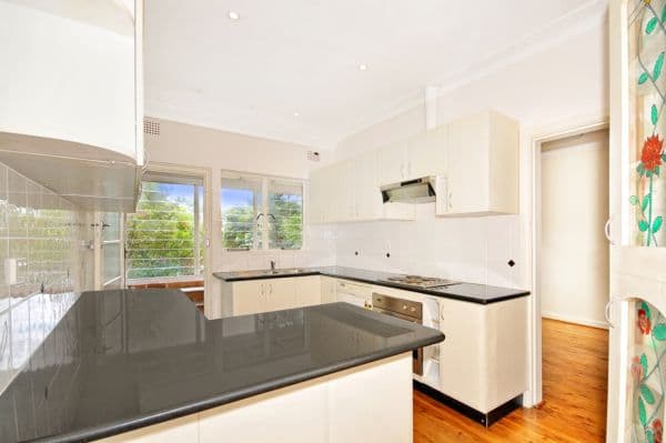 207 Eastern Valley Way, MIDDLE COVE NSW 2068, Middle Cove - Thumbnail 2