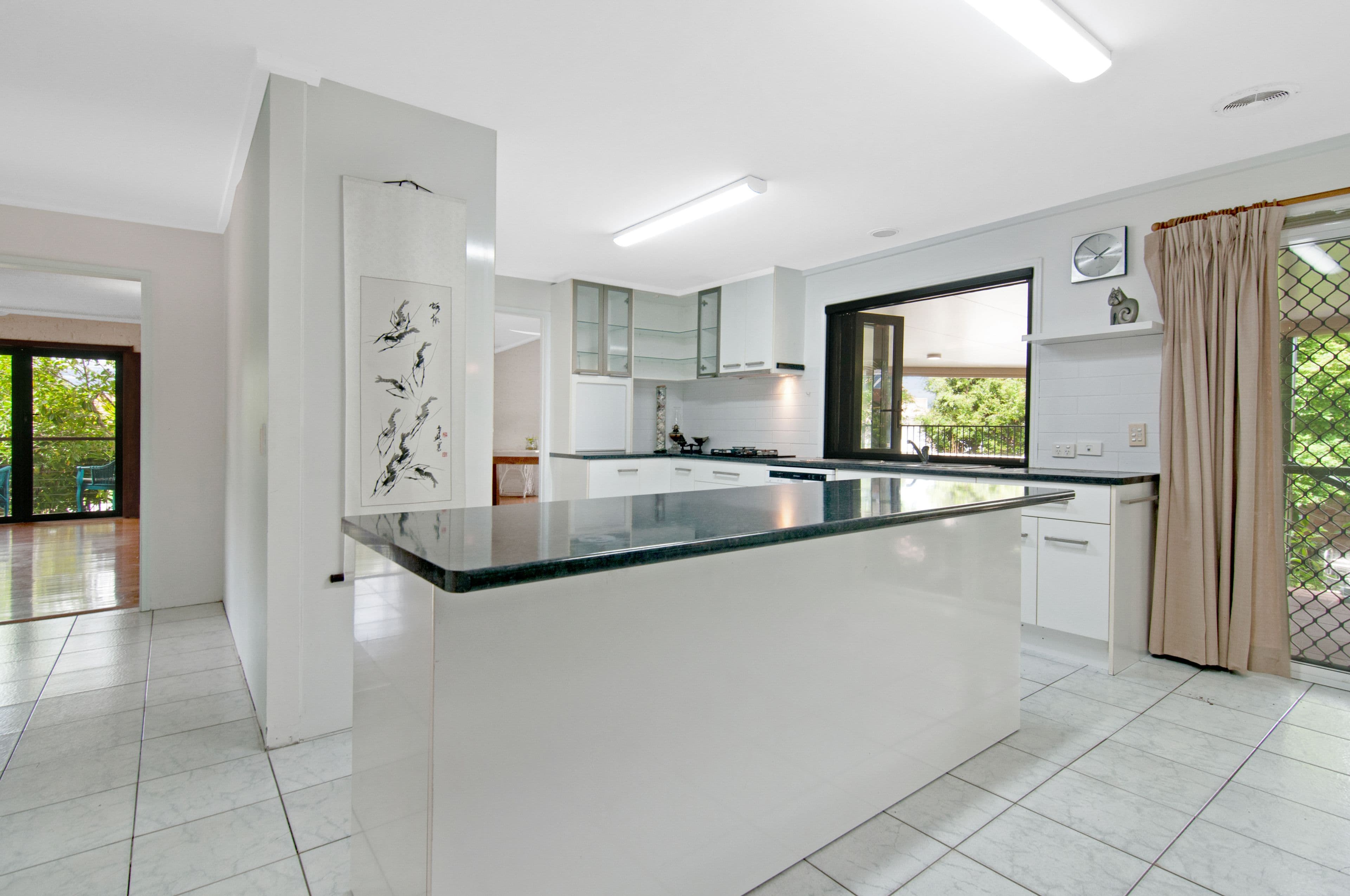 1 Girua Avenue, Runaway Bay QLD 4216, Runaway Bay - Thumbnail 3