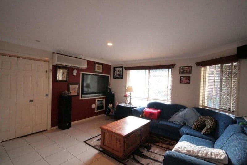 17 Pelewan Court, TANAH MERAH QLD 4128, Tanah Merah - Thumbnail 3