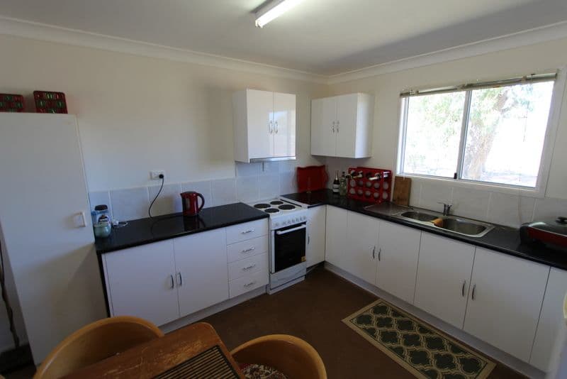 68 Howitt Street, Charleville QLD 4470, Charleville - Thumbnail 3