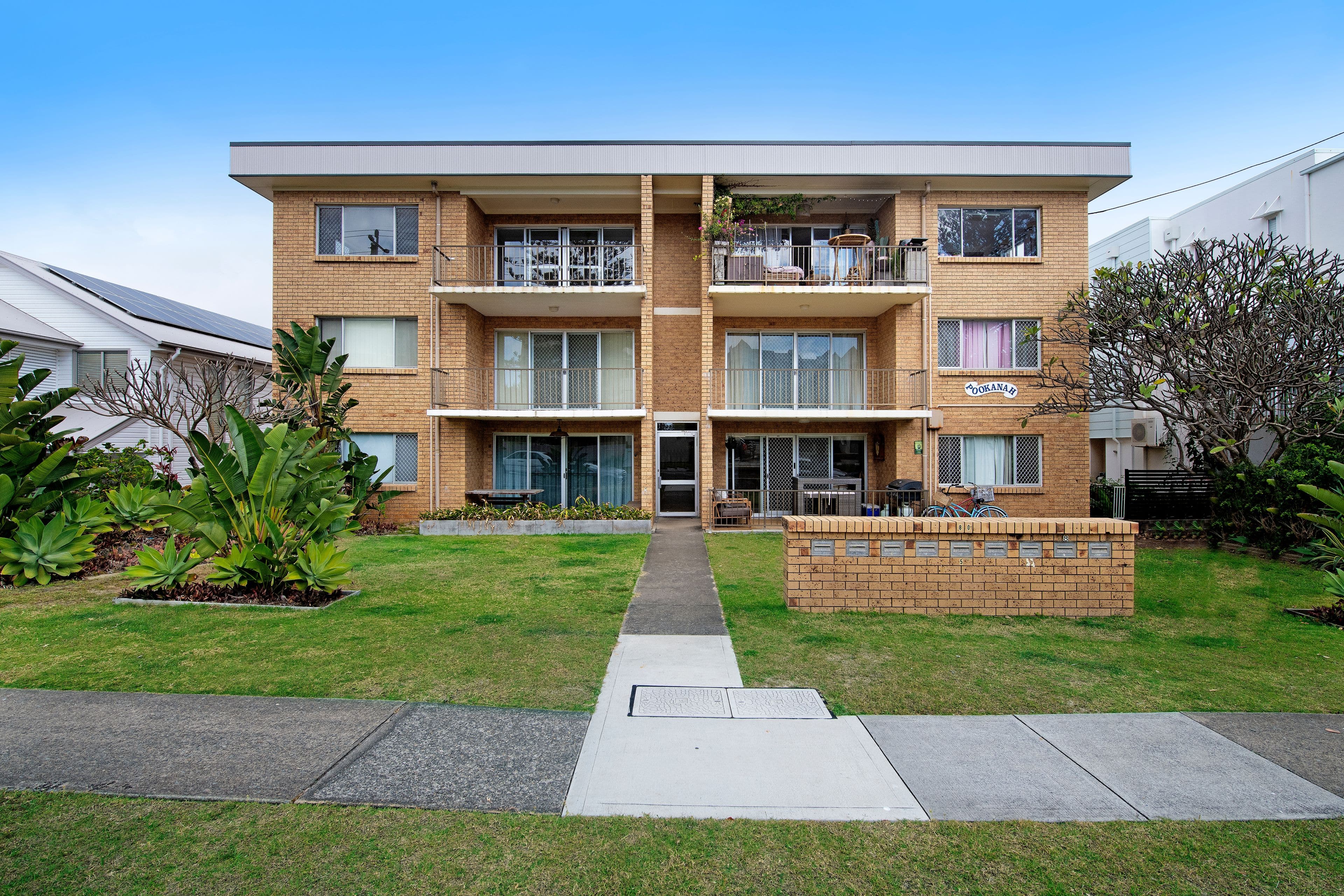 80 Albatross Avenue, Mermaid Beach QLD 4218, Mermaid Beach - Thumbnail 2