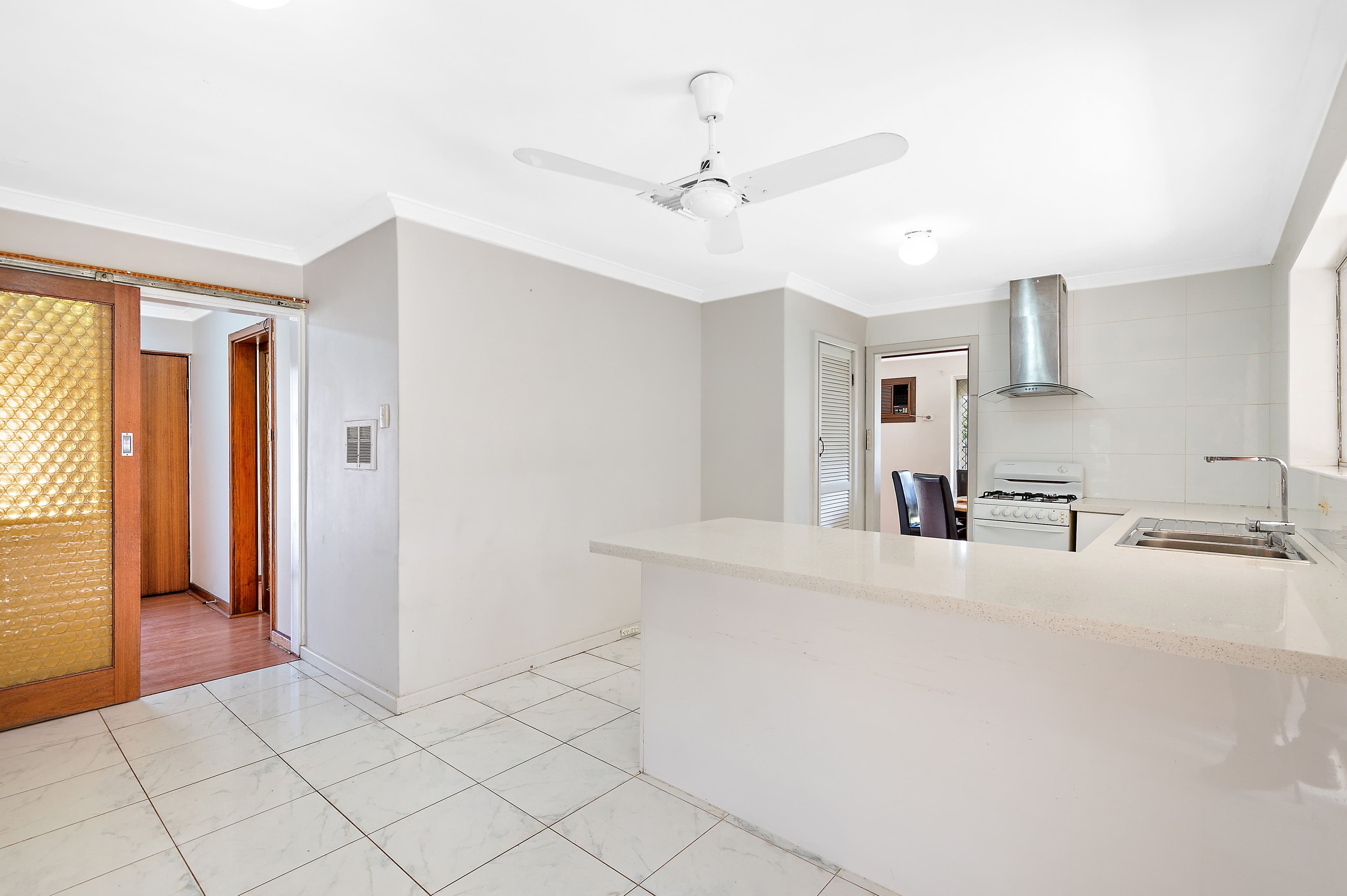 51 Connemara Drive, Thornlie WA 6108, Thornlie - Thumbnail 4