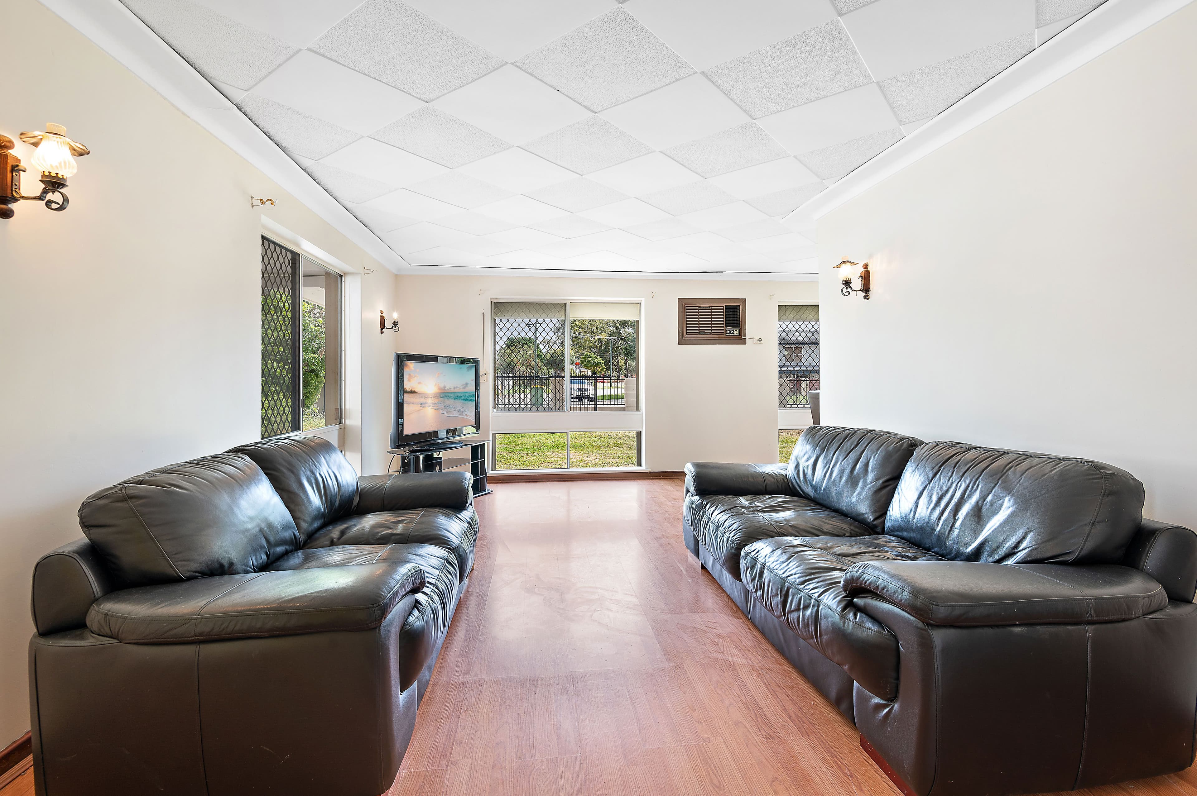 51 Connemara Drive, Thornlie WA 6108, Thornlie - Thumbnail 6