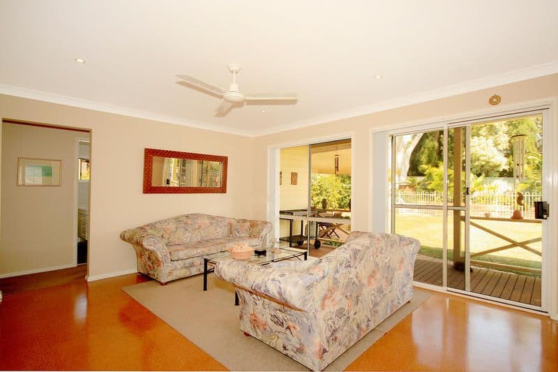 4 Ulinga Place, ENGADINE NSW 2233, Engadine - Thumbnail 2