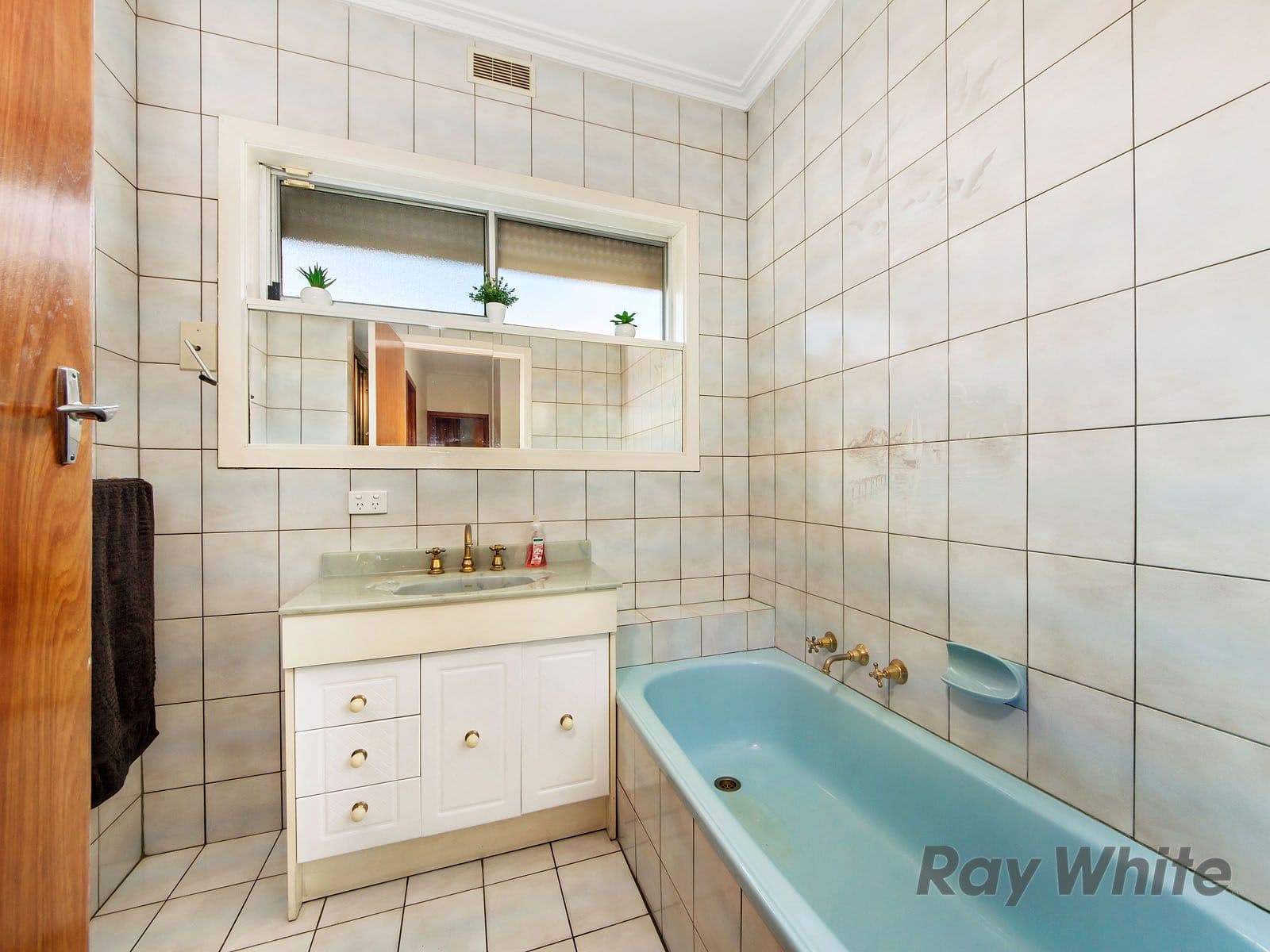 4 Hibiscus Avenue, St Albans VIC 3021, St Albans - Thumbnail 7