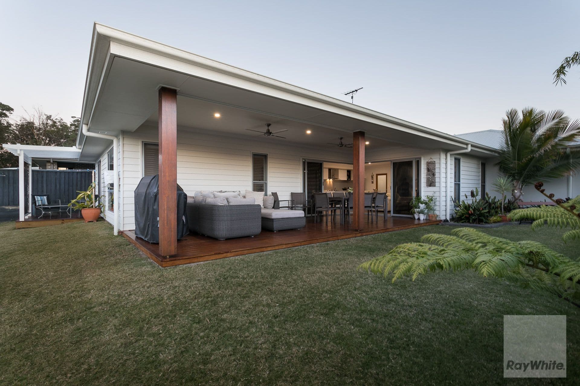 9 Beasley Drive, Redland Bay QLD 4165, Redland Bay - Thumbnail 4
