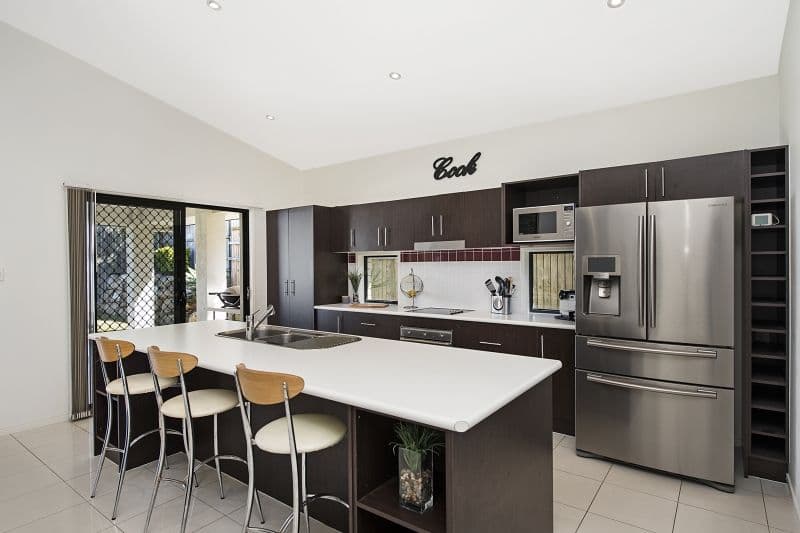 6 Burgan Place, North Lakes QLD 4509, North Lakes - Thumbnail 2