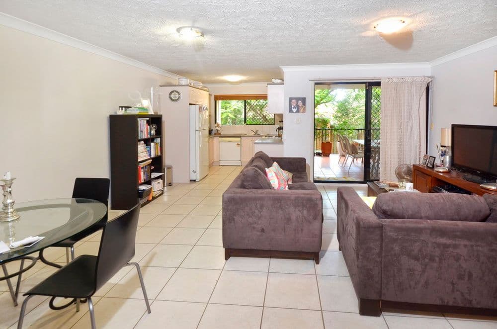 15 Osborne Road, MITCHELTON QLD 4053, Mitchelton - Thumbnail 2