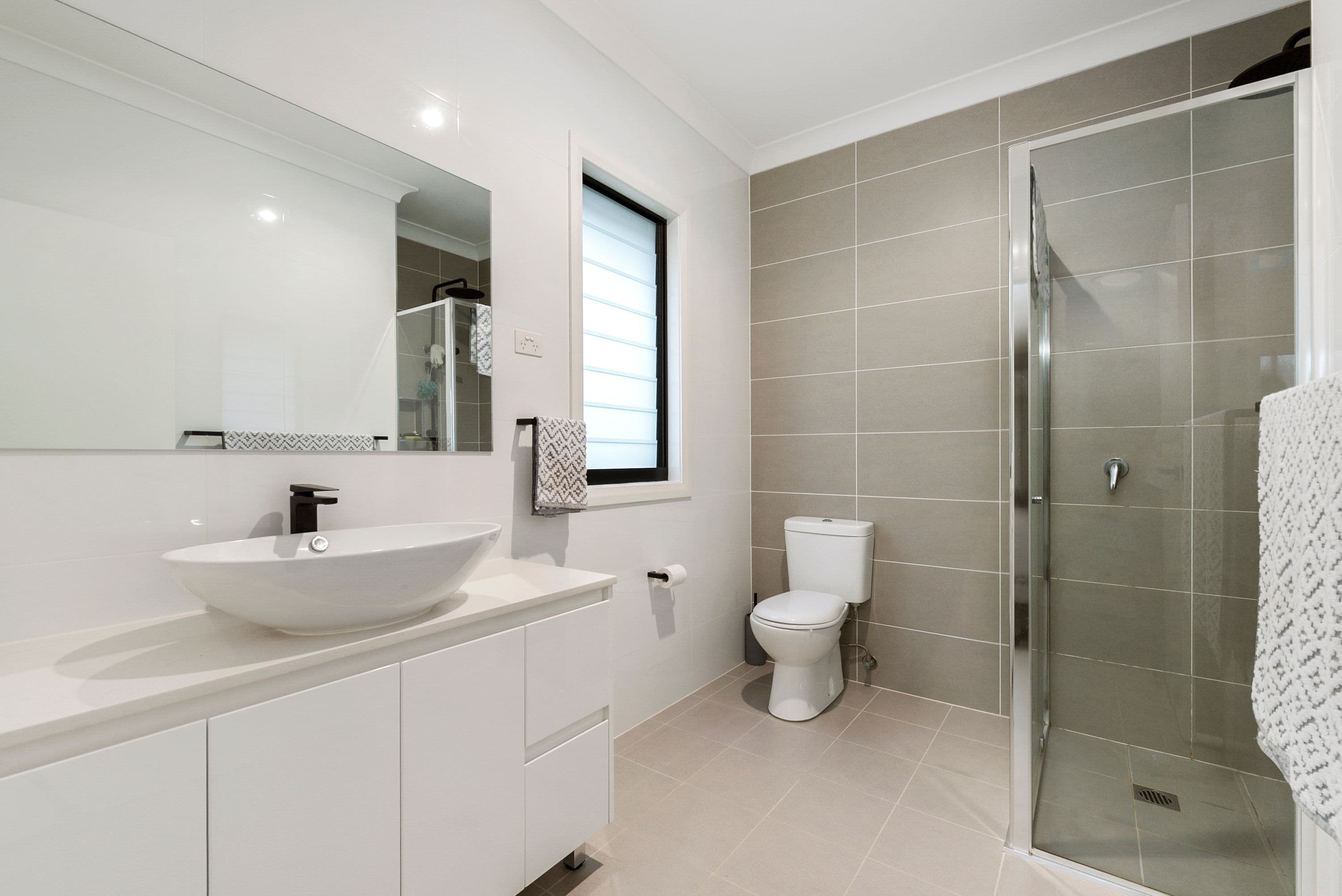8 Steward Drive, Oran Park - Thumbnail 8