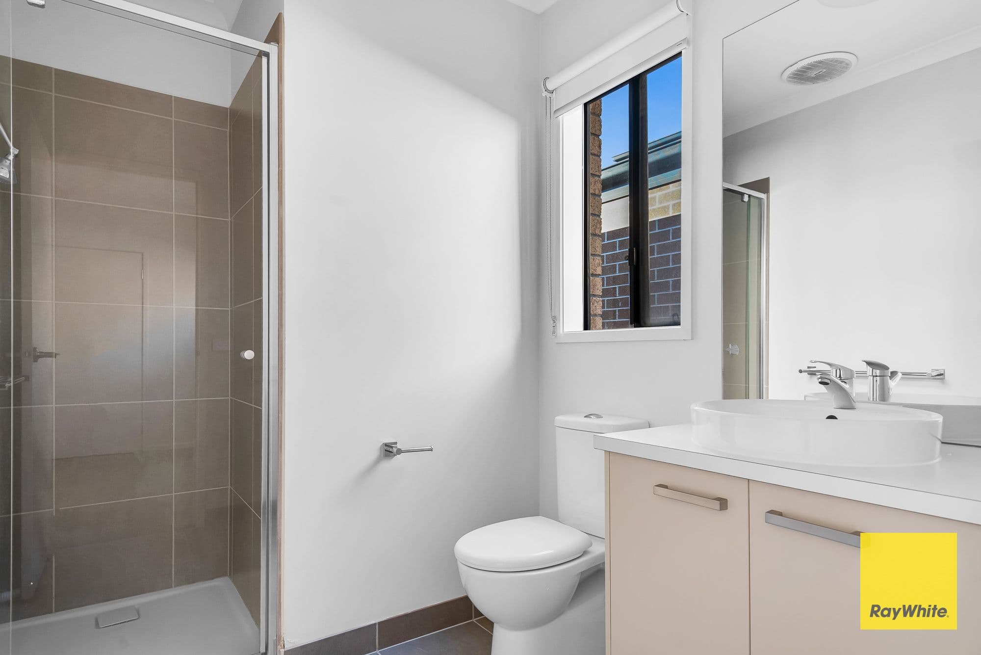 9 Elsham Grove, Truganina VIC 3029, Truganina - Thumbnail 5