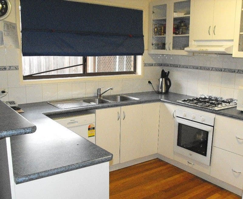 19 Derby Drive, EPPING VIC 3076, Epping - Thumbnail 2