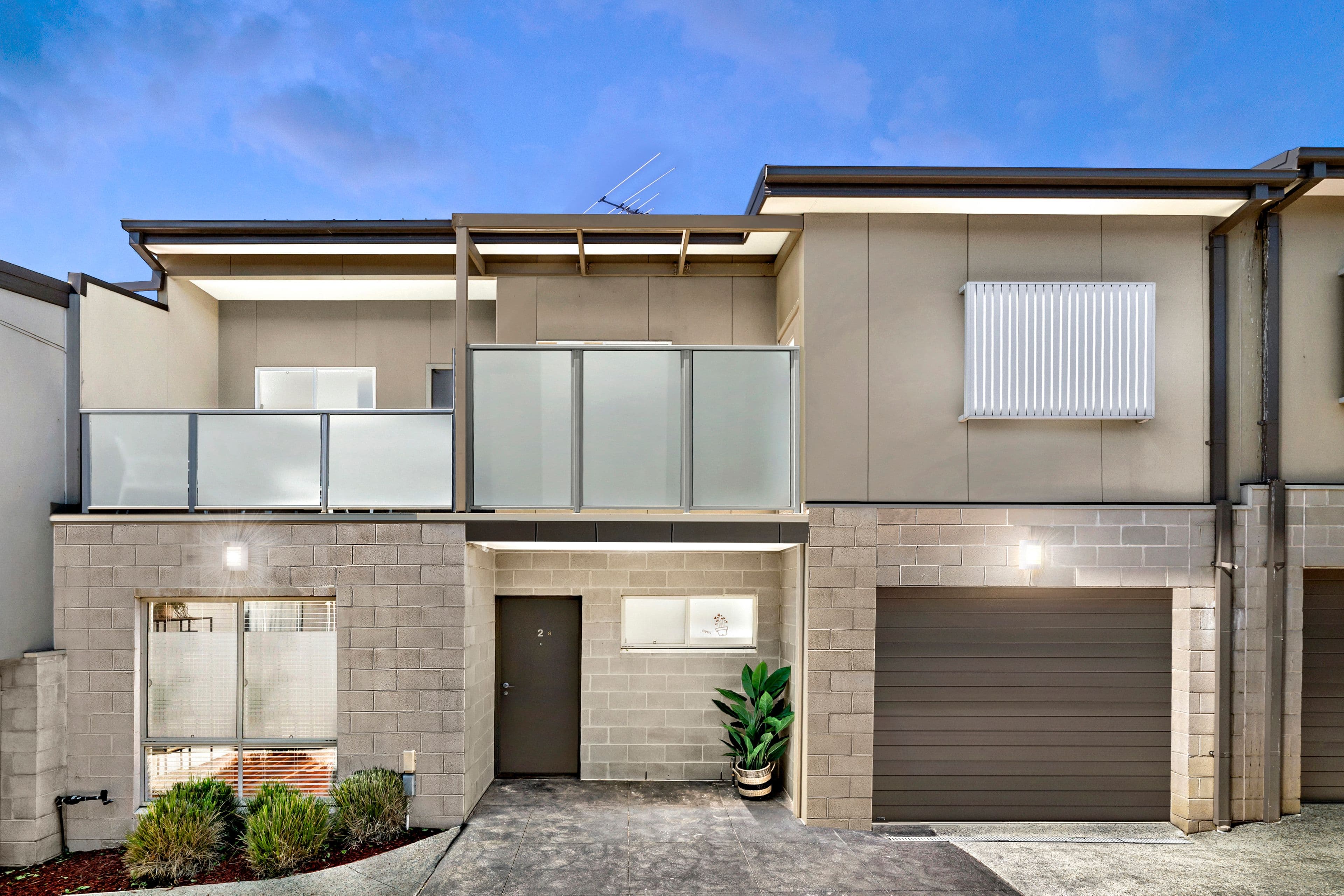 8 Euroka Street, Chadstone VIC 3148, Chadstone - Image 1