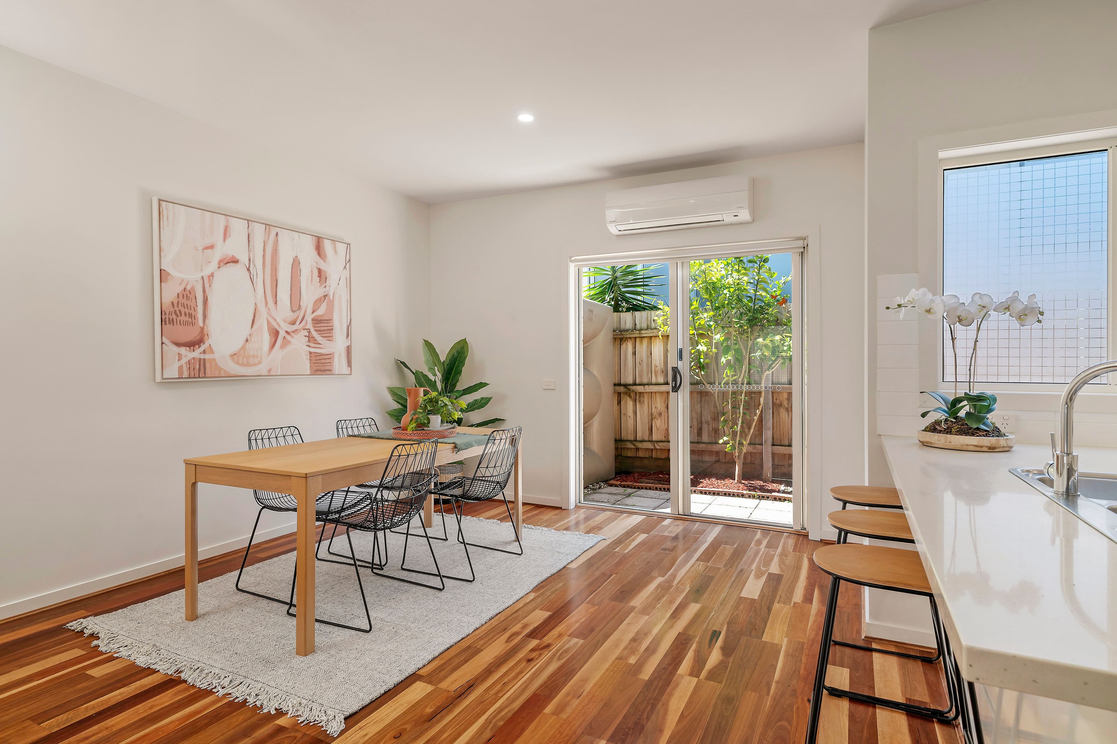 8 Euroka Street, Chadstone VIC 3148, Chadstone - Thumbnail 2