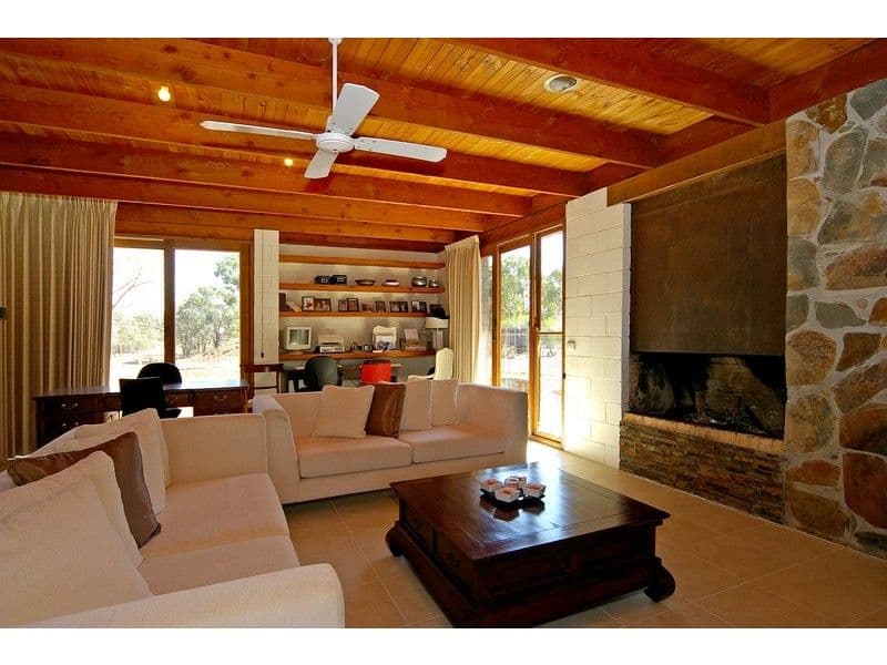 165 Edgars Road, LITTLE RIVER VIC 3211, Little River - Thumbnail 2