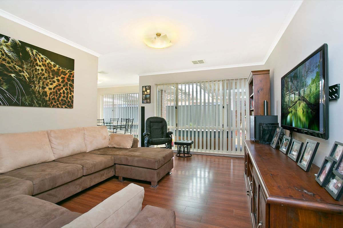 77 Peerless Road, MUNNO PARA WEST SA 5115, Munno Para West - Thumbnail 2