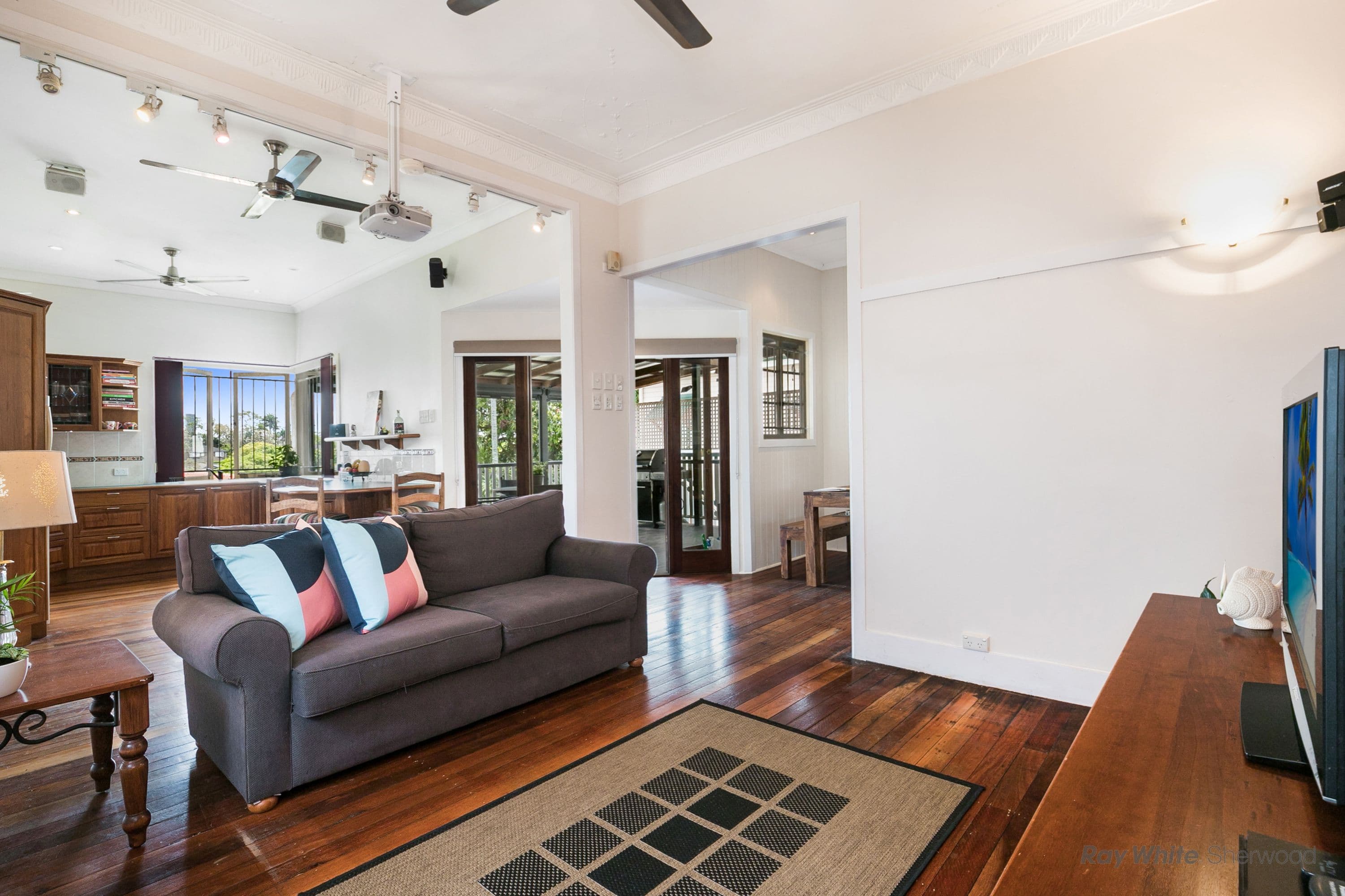 44 Joseph Street, Camp Hill QLD 4152, Camp Hill - Thumbnail 3