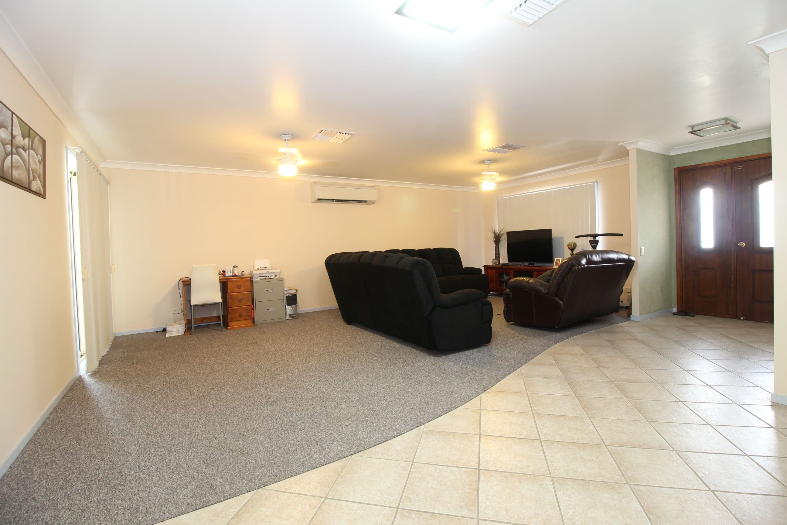 42 Cowan Crescent, Emerald QLD 4720, Emerald - Thumbnail 6