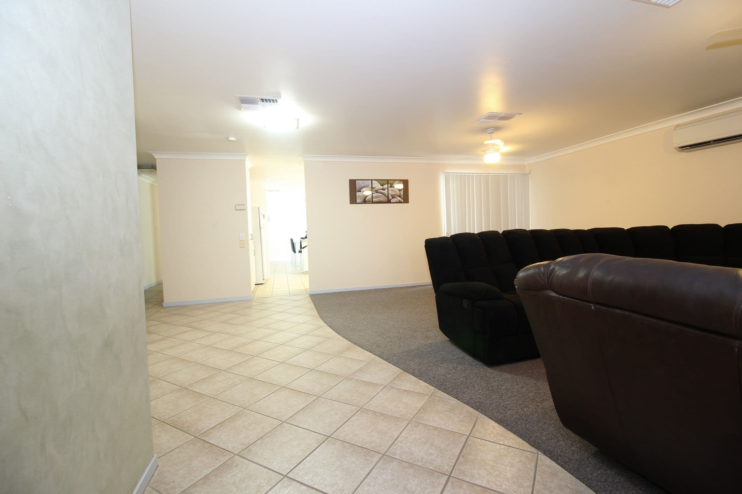 42 Cowan Crescent, Emerald QLD 4720, Emerald - Thumbnail 8