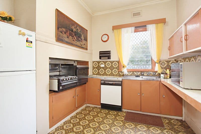 5 Wilson Street, OAKLEIGH VIC 3166, Oakleigh - Thumbnail 4