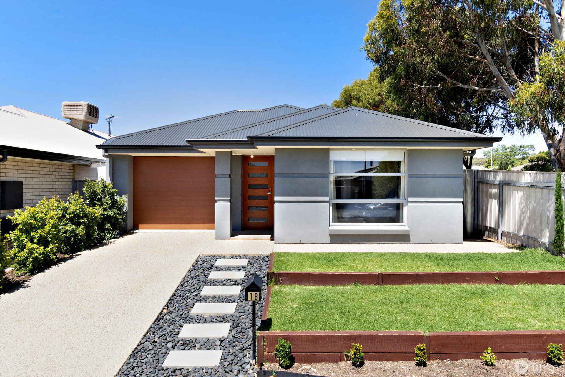 18 Mori Street, Woodcroft - Image 1
