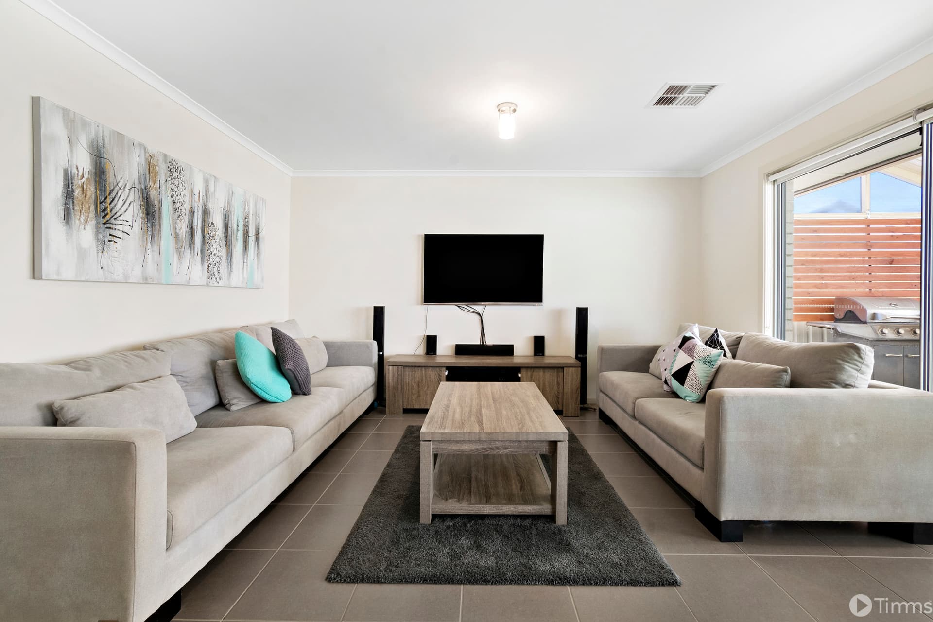 18 Mori Street, Woodcroft - Thumbnail 2