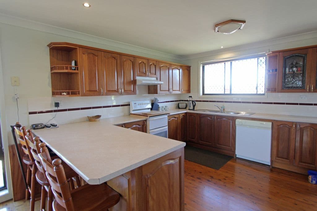 6 Manor Close, Wyong NSW 2259, Wyong - Thumbnail 4