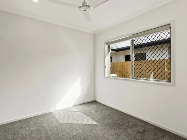 19 Saunders Drive, FLAGSTONE QLD 4280, Flagstone - Thumbnail 5