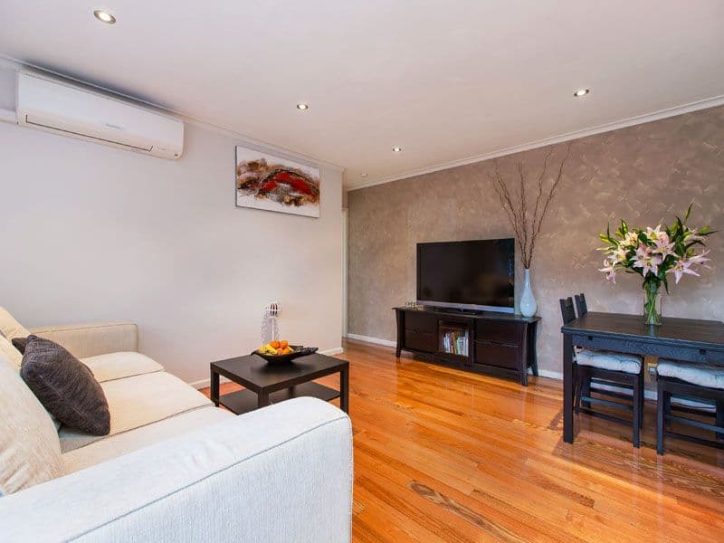8 Norma Avenue, CHELTENHAM VIC 3192, Cheltenham - Thumbnail 3