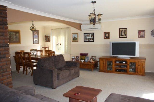 34  Boronia Crescent, ORANGE NSW 2800, Orange - Thumbnail 3