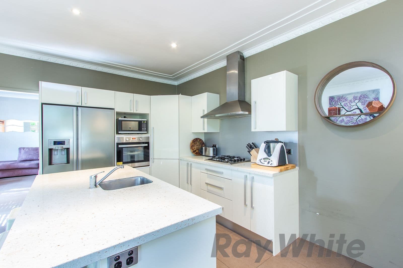 10 Parker Street, Hillsborough - Thumbnail 6