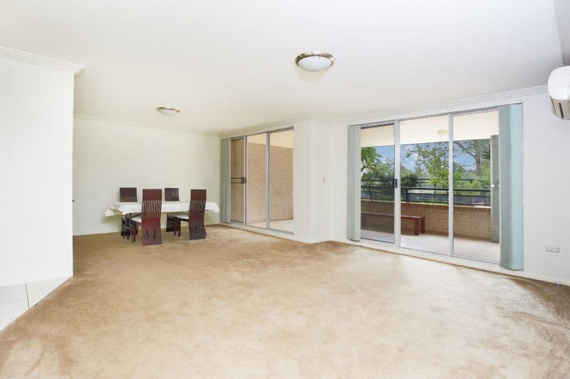 31 Moss Place, WESTMEAD NSW 2145, Westmead - Thumbnail 2