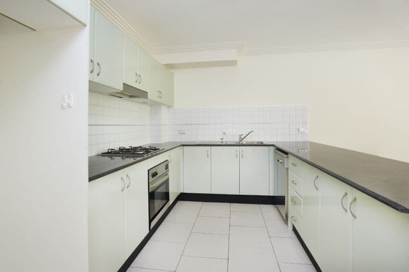 31 Moss Place, WESTMEAD NSW 2145, Westmead - Thumbnail 3