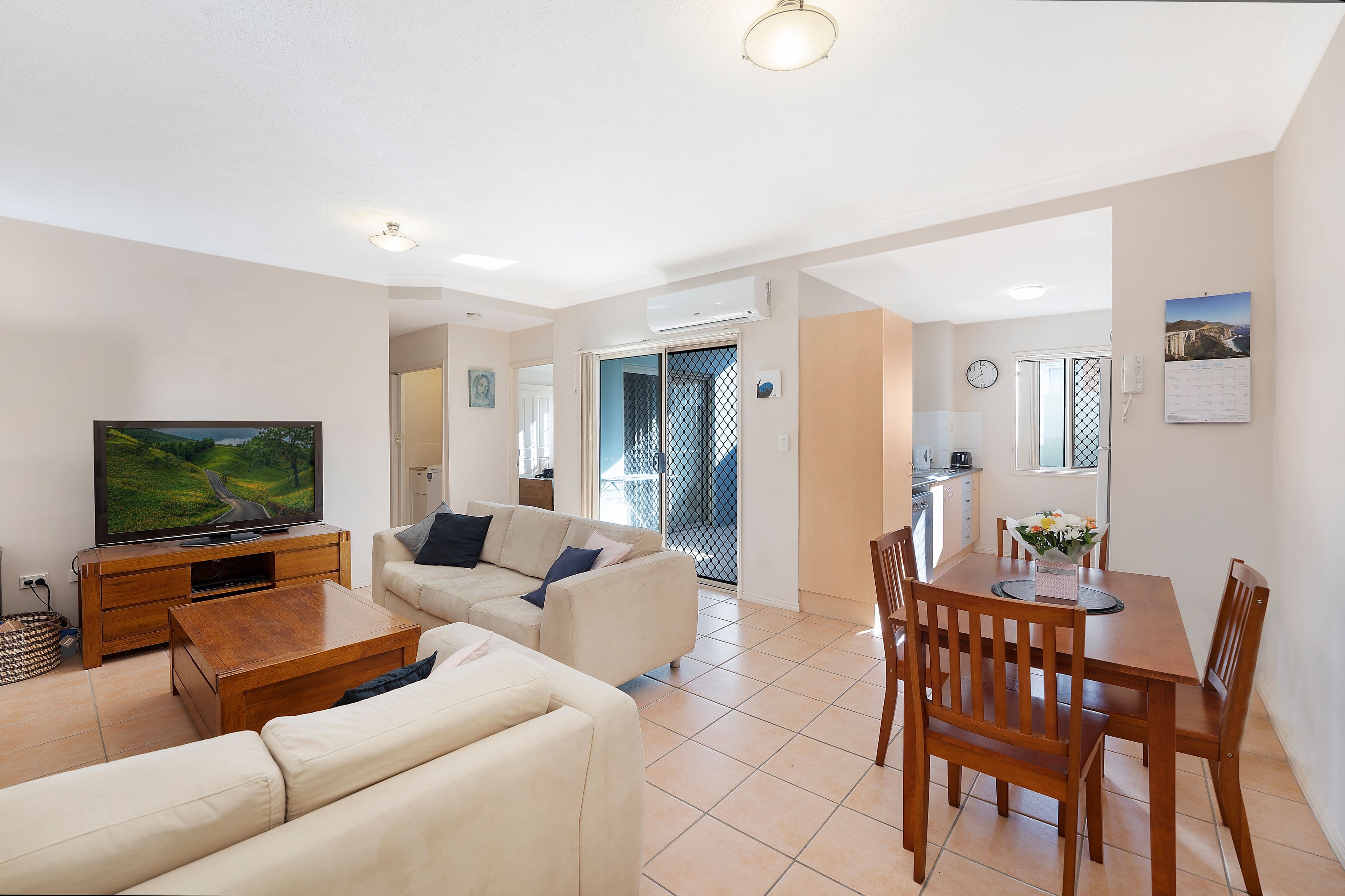 2-4 Irene Street, Redcliffe QLD 4020, Redcliffe - Thumbnail 2