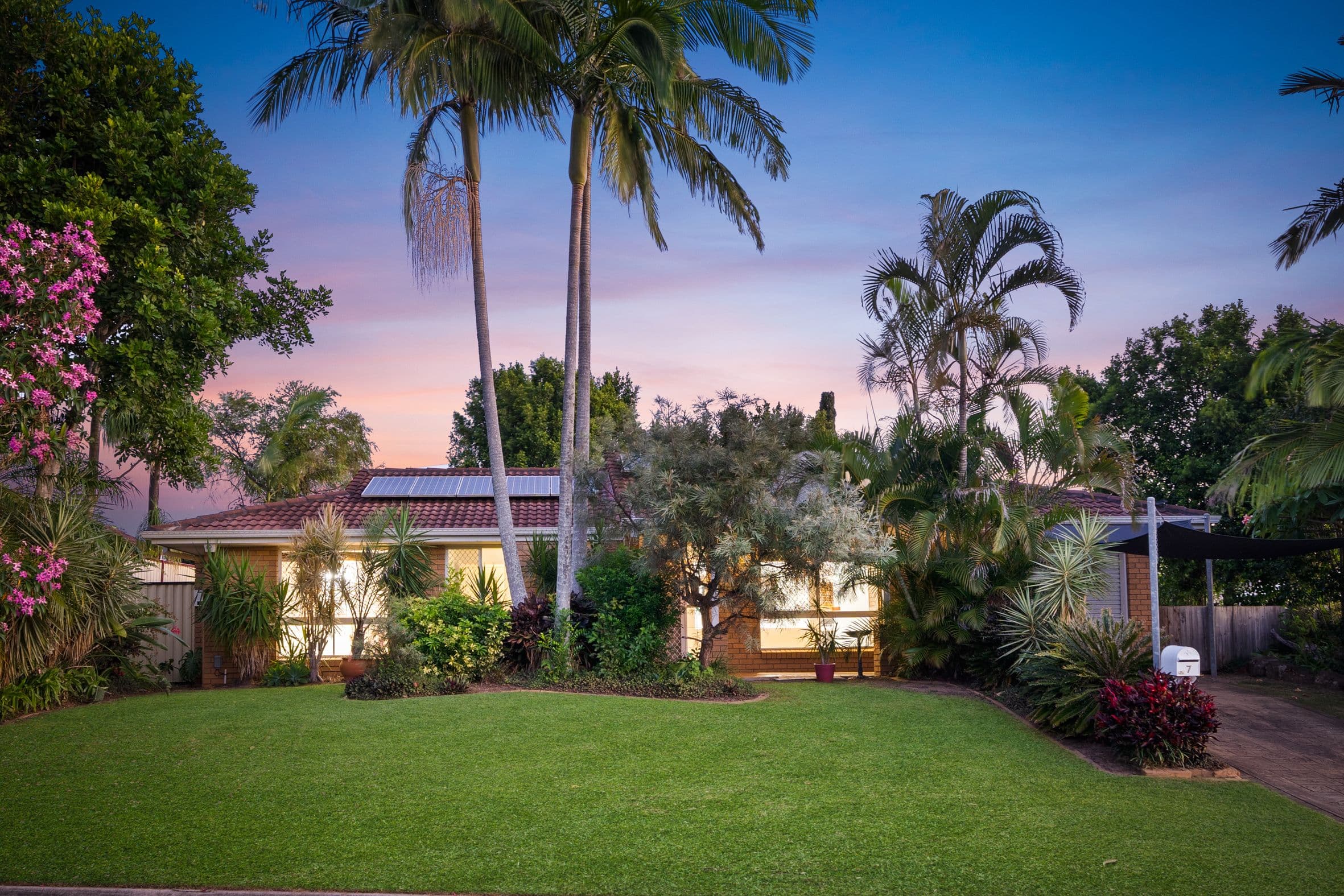 7 Ferngrove Court, Heritage Park QLD 4118, Heritage Park - Thumbnail 2