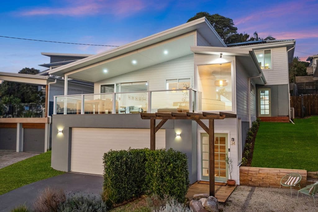 34 Masefield Avenue, Bateau Bay - Image 1