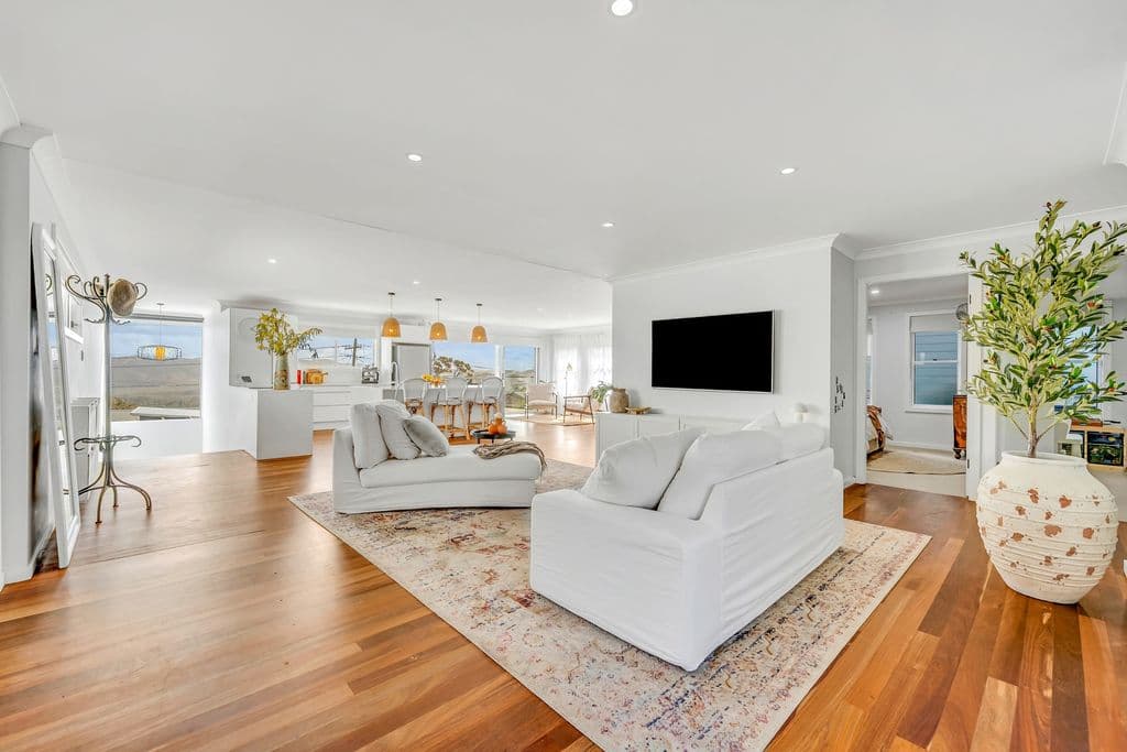 34 Masefield Avenue, Bateau Bay - Thumbnail 4