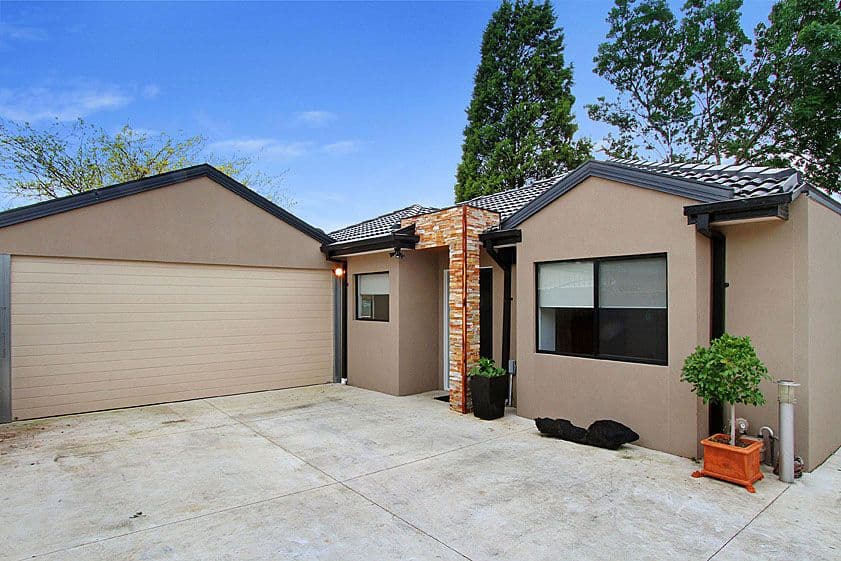 25 Hinkler Drive, MILL PARK VIC 3082, Mill Park - Image 1