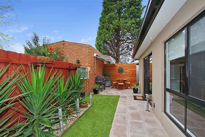 25 Hinkler Drive, MILL PARK VIC 3082, Mill Park - Thumbnail 7