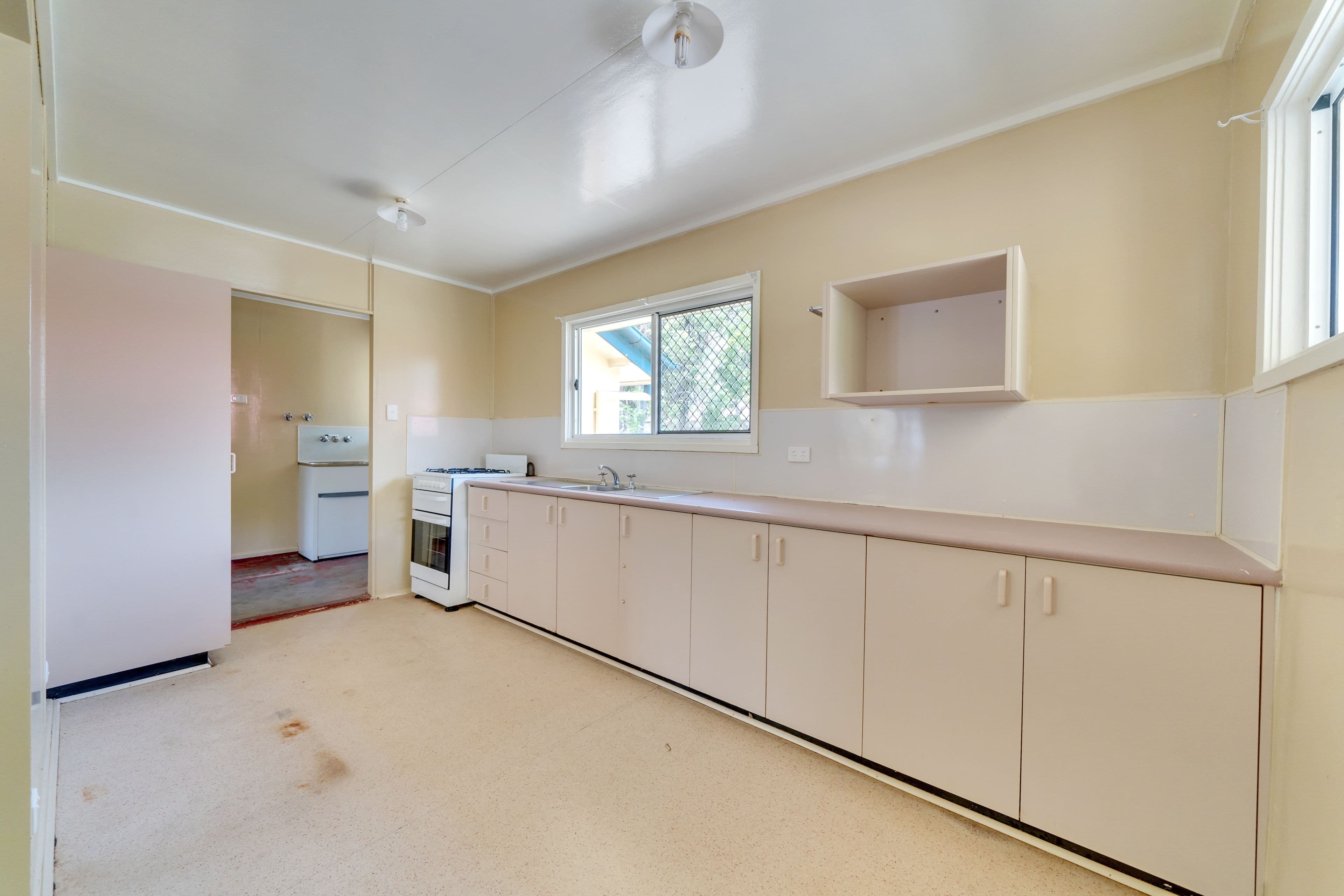 14 Michael Street, Ellen Grove QLD 4078, Ellen Grove - Thumbnail 4