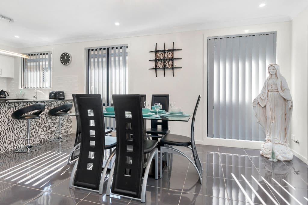 13 Bonython Avenue, Middleton Grange - Thumbnail 4