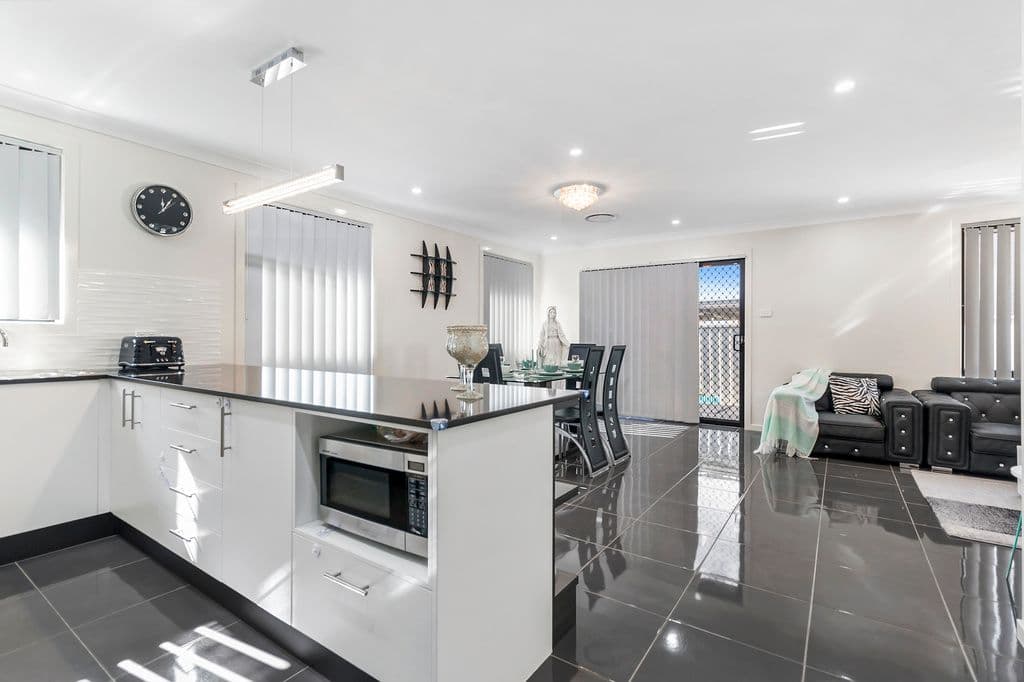 13 Bonython Avenue, Middleton Grange - Thumbnail 5