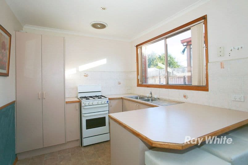 26 Godwin Crescent, CRANBOURNE NORTH VIC 3977, Cranbourne North - Thumbnail 7