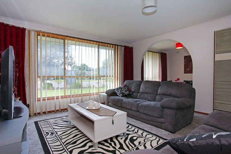 4 Birkley Court, ROSEBUD VIC 3939, Rosebud - Thumbnail 2