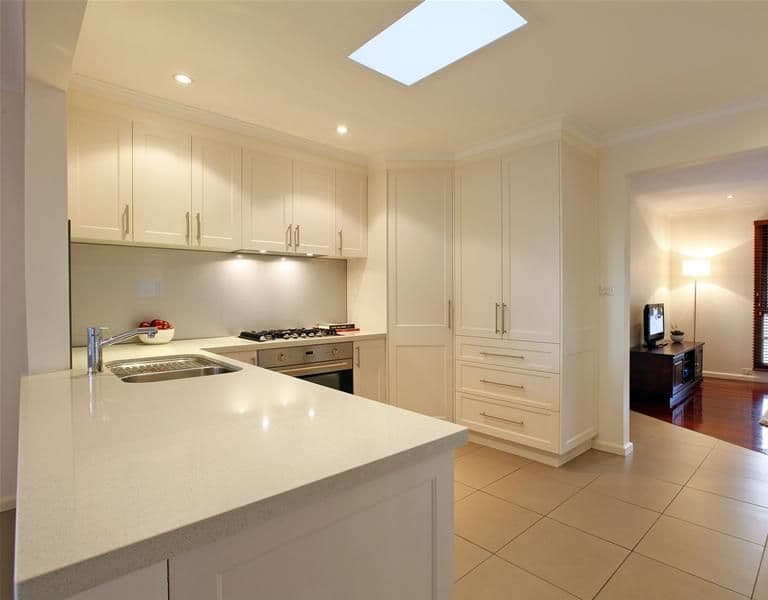 8 Middleton Street, WATSONIA NORTH VIC 3087, Watsonia North - Thumbnail 2