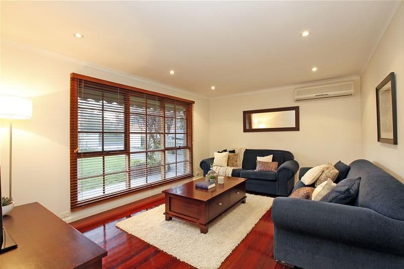 8 Middleton Street, WATSONIA NORTH VIC 3087, Watsonia North - Thumbnail 3