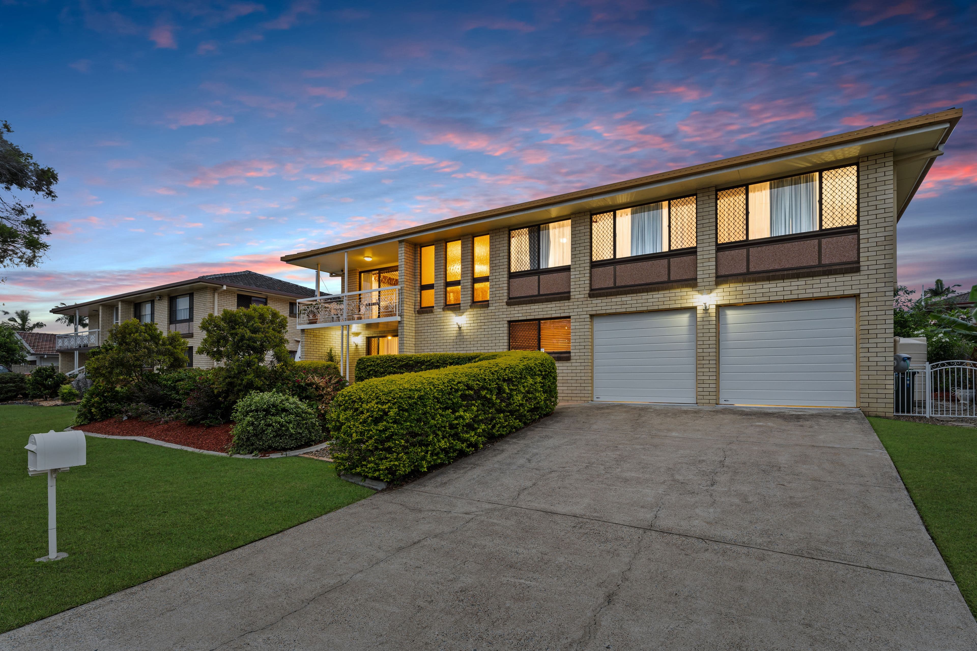 6 Verdelho Street, Eight Mile Plains QLD 4113, Eight Mile Plains - Thumbnail 2